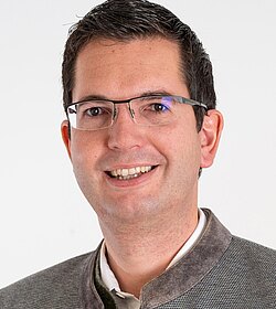 Manuel Gelbenegger Manuel Gelbenegger
