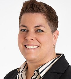 Kathrin Loibl Kathrin Loibl